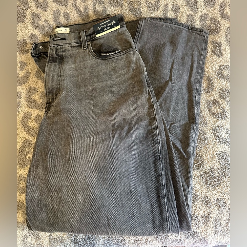 abercrombie & fitch 90’s straight jeans no rips